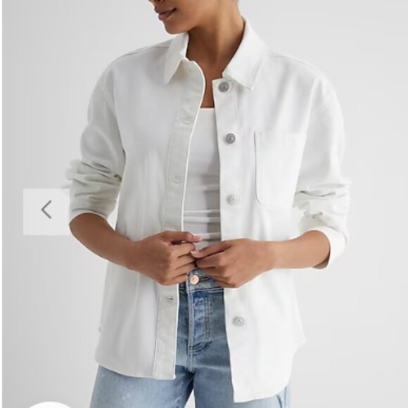 NWT Express Button Up Front Pocket White Denim Shacket Size Small